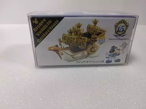 Коллекция автомобилей Tomica Wing of Wishes 15th Anniversary Limited Made in Vietnam Edition, золотой