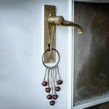 Колокольчики ведьмы для двери, колокольчик в винтажном стиле с подвесной веревкой, подвесное украшение на дверь в стиле ведьмы в стиле Хэллоуина B