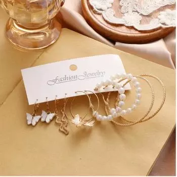 Комбинация из 5 серег-колец с жемчугом и змеей-бабочкой золотистый