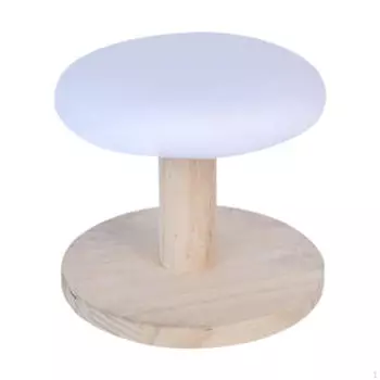 Компактный гладильный стул для ухода за воротниками и одеждой белый