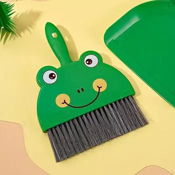 Компактный набор из метлы и совка для уборки домашнего офиса