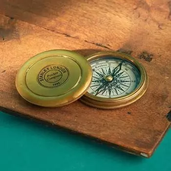 Компас из твердой латуни, лучший подарок для папы, жениха, подарок сыну, подарки на выпускной для него, лучшие подарки на выпускной для парней, колледж