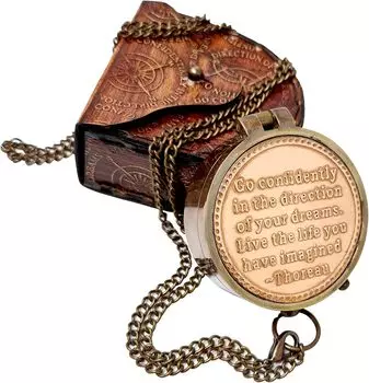 Компас Thoreau s Go Confidently из цельной латуни с тиснением и кожаным футляром