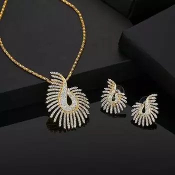 Комплект дизайнерского ожерелья с подвеской Estele с позолоченным CZ, цепочкой и серьгами для женщин