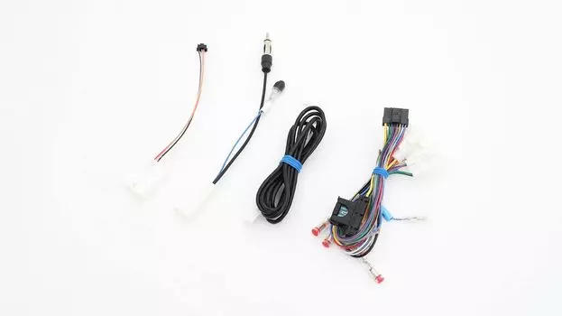 Комплект для установки автомобильной аудиосистемы ALPINE для Ace Black Navigation/Display Hiace/Regius (2013.12-настоящее время) KTX-7W-HI-200 чёрный