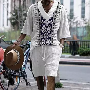 Комплект из 2 предметов: летняя футболка с V-образным вырезом и коротким рукавом в стиле пэчворк, эластичная талия на шнурке, широкие шорты XL красный