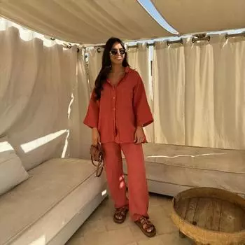 Комплект из 2 предметов: женская рубашка и брюки, лацкан, V-образный вырез, однотонный, рукав три четверти, однобортный, нагрудный карман, широкий, с эластичной резинкой на талии, свободный S хаки