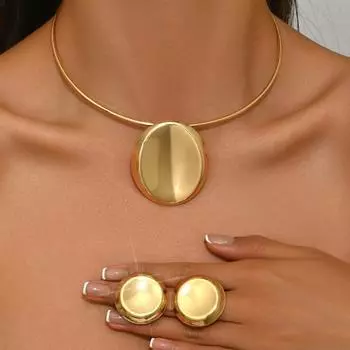 Комплект из колье и серег в европейском и американском геометрическом стиле золотой