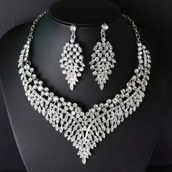 Комплект из ожерелья и серег, комплект из 2 предметов из сплава Court Temperament с кристаллами в стиле ретро красный