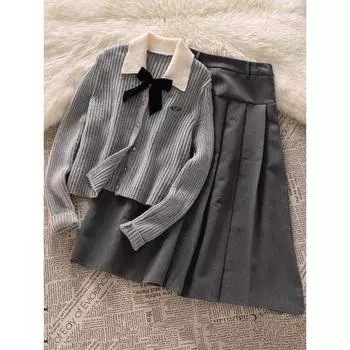 Комплект из свитера и плиссированной юбки в корейском стиле для женщин L