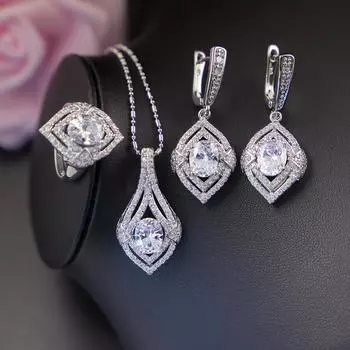 Комплект из трех украшений с мороженым из циркона, комплект украшений с рубинами size 6 ring three-piece set белый