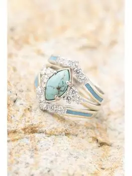 Комплект колец с бирюзой и бриллиантами: Уникальная коллекция ювелирных изделий из трех предметов. Size 5 золотой