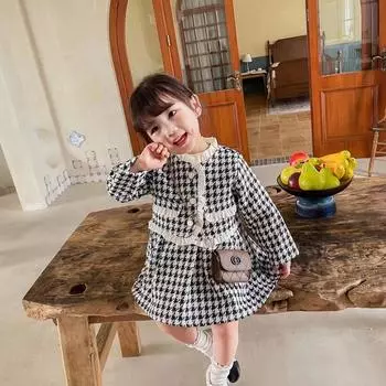 Комплект одежды для маленьких девочек, весенне-осенне-зимняя одежда, детское плиссированное клетчатое платье + куртка, модная одежда, детский костюм для От 2 до 7 лет 2T чёрный