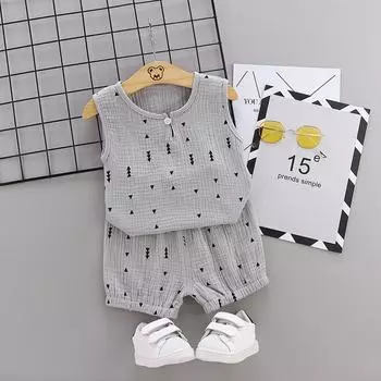 Комплект одежды из топа с геометрическим принтом и шорт для маленьких мальчиков и девочек 120