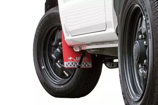 Комплект передних крыльев JAOS III, красные, Jimny JB64, серия B621513F красный