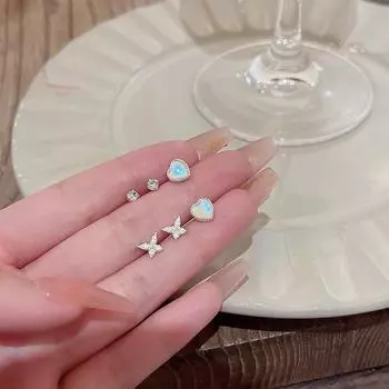 Комплект серег S925 Silver Needle Gradient Love & Butterfly - элегантная и универсальная коллекция средств по уходу за ушами Thick Silver