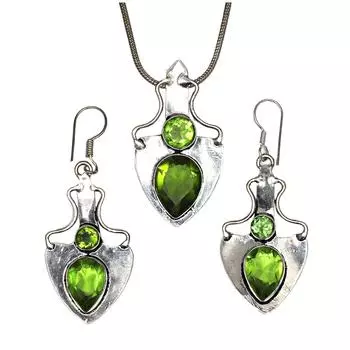 Комплект украшений с подвеской из драгоценного камня перидот и кварцевым ожерельем 18-20