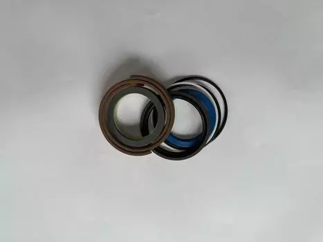 Комплект уплотнений для экскаваторов E305.5(1.Стрела2.Рукоять3.Ковш4.Гидравлический насос5.Распределительный клапан6.Поворотное соединение7.Регулировочный цилиндр8.Поворот9.Мотор хода10.Рычаг) 8.Lever Oil Seal Kit