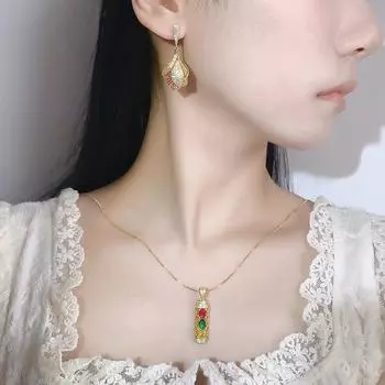 Комплект ювелирных изделий Аксессуары Легкое Роскошное Ожерелье с Инкрустацией Цветочным Цирконом Серьги Цветок Женские Серебряные Иглы S925 Модные