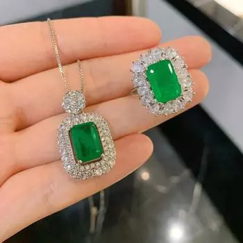 Комплект ювелирных изделий, имитация изумруда, подвеска, дизайн Sense Light, роскошное квадратное бриллиантовое изумрудное кольцо