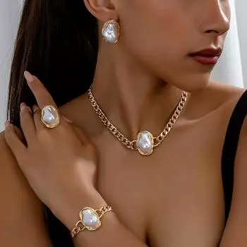 Комплект женских украшений в винтажном стиле: Ожерелье, браслет и серьги с искусственным жемчугом — шикарные пластиковые жемчужные акценты для повседневного наряда золотой