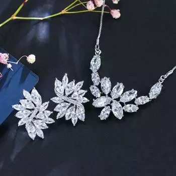 Комплекты украшений из ожерелья и серег WWJ Marquise Cut Flower с кубическим цирконием белого золота