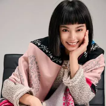 Контурный цветочный узор в форме сердца, простые контрастные цвета, корейский женский термошарф, модная высококачественная шаль 180-70cm красный