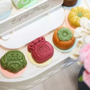 Конвейерная суши-машина с автоматическим вращением на 360 градусов, кексы, макароны, поворотный стол, подставка для тарелок для подарков на свадьбу