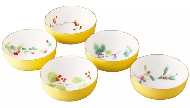 Koransha Mountain News Набор из 5 маленьких мисок Arita, изготовленных в Японии. Маленькая миска, украшенная плодами деревьев, украшающих пейзаж четырех гор.