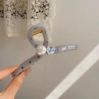 Korean Crystal Heart Pearl Cross Hairpin for Women, Minimalist and Elegant Hair Clip, High Quality