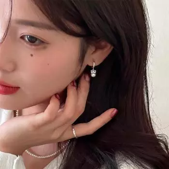 Korean simple bow pearl earrings women s niche high-end earrings temperament light luxury small fragrant new earrings copper