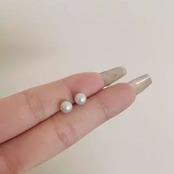 Korean Style Classic Pearl Stud Earrings Best Selling 2025 New Arrival Earrings Female Accessible Luxury Fancy Elegant All-Match Commute Earrings 6mm pearl stud earrings