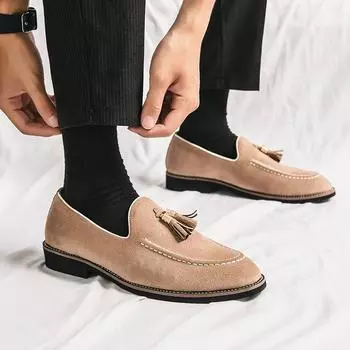 Korean Version Men s Fashionable and Comfortable Casual Pointed Suede Leather Shoes New Brand Men s Simple Tassel Loafers Shoes 38 бежевый