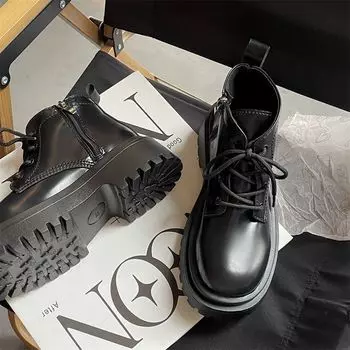 Korean version of thick-soled white short Martin boots women s 2025 autumn new versatile lace-up heightening muffin bottom small short boots 35