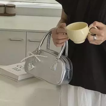 Корейская сумка-через плечо Boston Pillow 2025 года: Изысканная ручная и универсальная маленькая квадратная сумка для женщин. серебряный