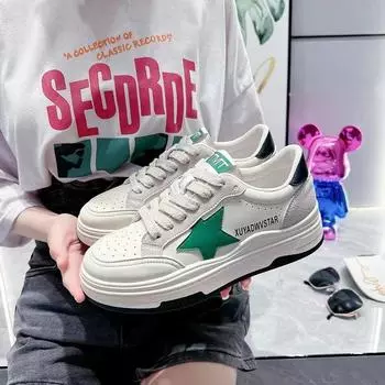 Корейская версия белых туфель на толстой подошве, женская весенняя новая повседневная женская обувь со звездами, модные универсальные кроссовки 35 зелёный