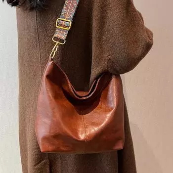 Корейская версия больших сумок, женские сумки, новая мода, осенние и зимние ретро сумки-мессенджеры с широкими плечевыми ремнями, популярные сумки-ведра через плечо чёрный