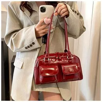 Корейская версия большой вместительной сумки подмышкой для женщин 2024 года, новая модная универсальная сумка Boston hbag для повседневных поездок на плечо чёрный