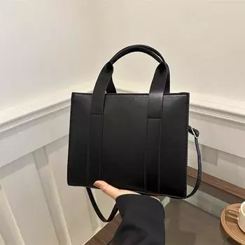 Корейская версия модной однотонной маленькой квадратной сумки, женская сумка, новая большая вместимость, портативная маленькая квадратная сумка, маленькая свежая сумка цвета конфет для женщин розы красного