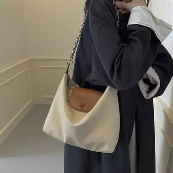 Корейская версия модной повседневной сумки-тоут для женщин 2024 года, новая универсальная сумка через плечо, вместительная женская сумка для работы и поездок на работу чёрный