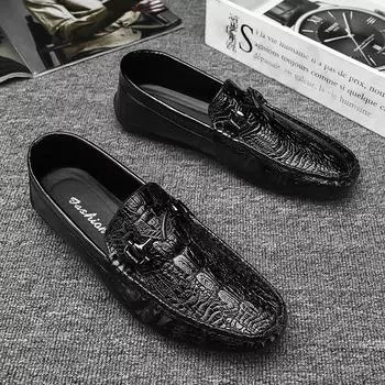 Корейская версия обуви Doudou, мужская универсальная дышащая повседневная мужская модная кожаная обувь небольшого размера, ленивые мокасины с одной педалью в британском стиле 39 чёрный