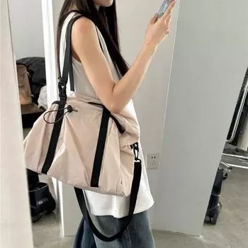 Корейская версия Простая универсальная легкая нейлоновая дорожная сумка через плечо чёрный