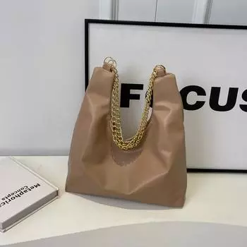 Корейская версия ретро сумки-тоут для женщин 2024 года, новая модная сумка через плечо с ленивым ветром, большая вместительная сумка на цепочке для повседневного ношения чёрный