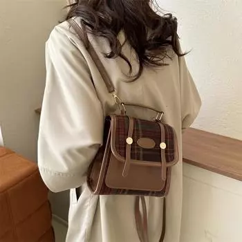 Корейская версия рюкзака для отдыха и путешествий 2024 года, новый модный рюкзак для школьников и студентов, нишевый дизайн, женский рюкзак хаки