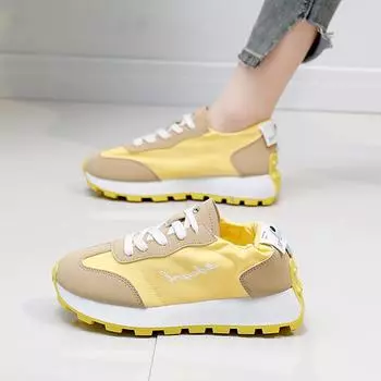 Корейская версия сетчатых папиных туфель для женщин 2025 года, весна, новые дышащие женские студенческие спортивные туфли, увеличивающие рост, повседневные туфли 2201 35 жёлтый