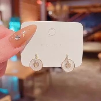 Корейские серьги-игл с перламутровым кругом из серебра 925 пробы - стиль французской феи E4030 золотой