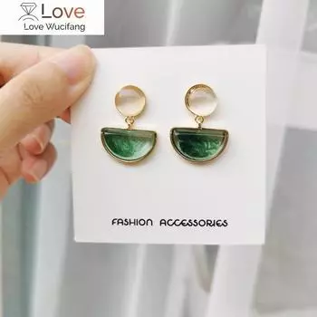 Корейские женские серьги-клипсы с зеленым камнем, женские геометрические полукруглые серьги из смолы, простые маленькие свежие серьги-клипсы