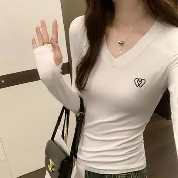 Корейский стиль, серая рубашка с V-образным вырезом и вышивкой Love для женщин на осень и зиму, новый стиль, тонкая внутренняя часть с стройнящим теплым свитером S