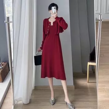 Корейский вязаный кардиган и платье комплект из двух предметов женский весенне-осенний новый стиль темпераментный комплект one size чёрный