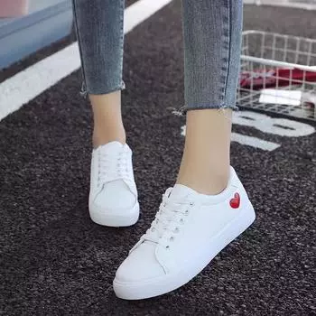Женская парусиновая обувь Koren Style, повседневная обувь на плоской подошве с сердечками, модная женская обувь на весну/осень, белые кроссовки 35 красный